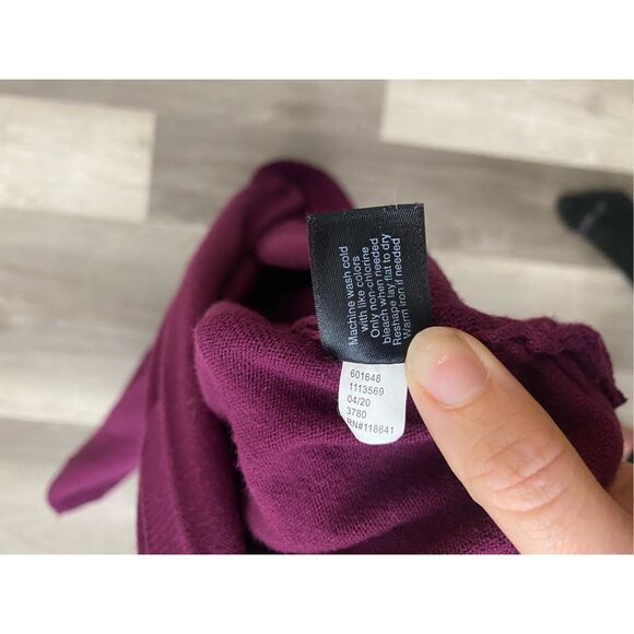 Lane Bryant Maroon Purple Short Sleeve Striped Knit Sweater, Size 26/28 (3XL) - Picture 9 of 9